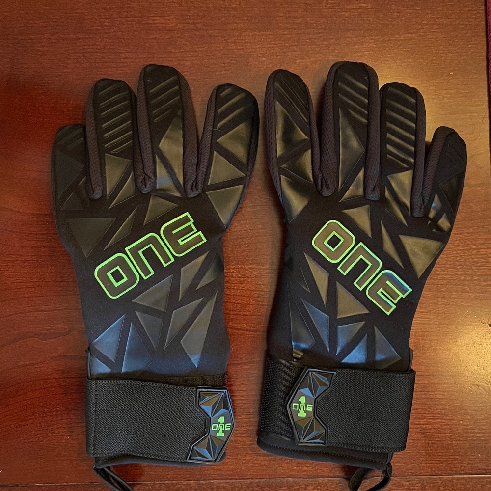 GK Gloves